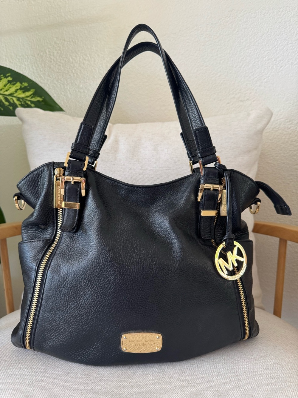 Michael Kors Black Pebbled Leather Large Tote Gold Hardware Shoulder Handbag